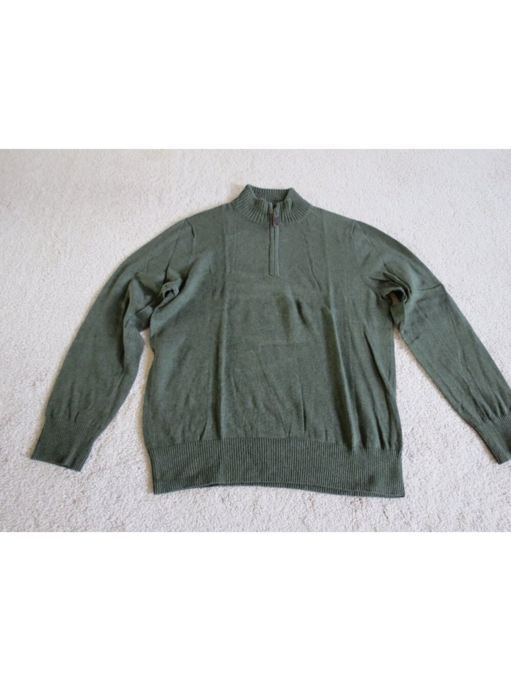 Men's Dark Eddie Bauer Quarter Zip Collar Sweater Size Medium